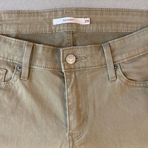 Levi’s 711 skinny stretch low rise khaki